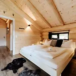 Modern Design Near Piste *