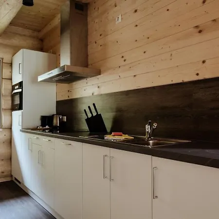 Modern Design Near Piste *