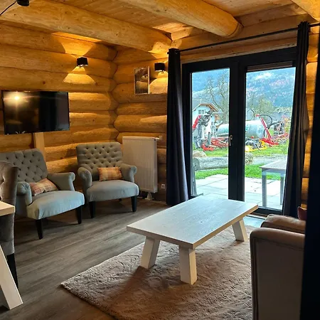 Modern Design Near Piste Jenig