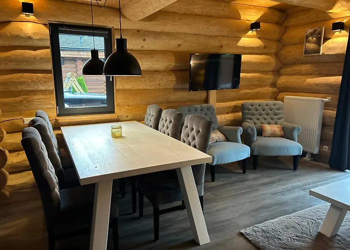 Modern Design Near Piste * יאניג