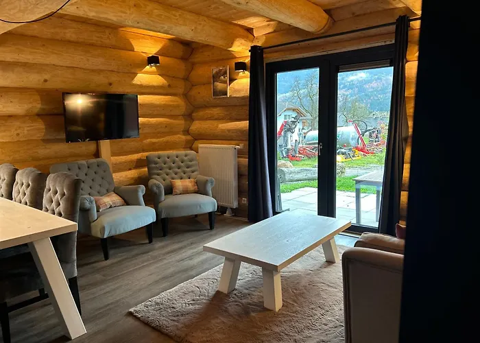 Modern Design Near Piste Jenig